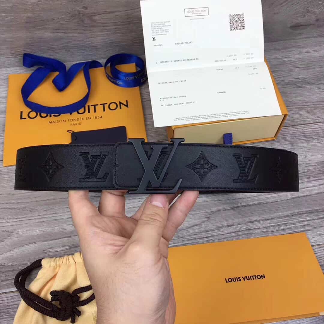 Louis Vuitton LV Shape Reversible Belt Monogram 40MM Prism/Black – CRUIZER