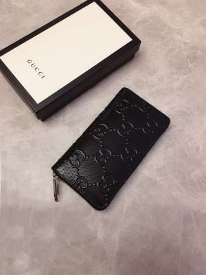 Gucci Signature zip around wallet - WGR037