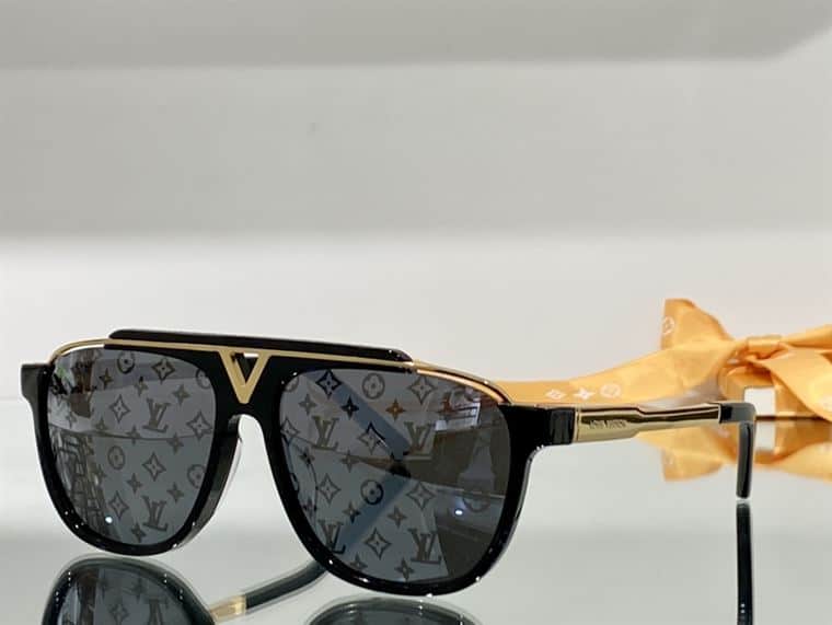 MASCOT SUNGLASSES - GLVT01 - REPGOD.ORG/IS - Trusted Replica Products -  ReplicaGods - REPGODS.ORG