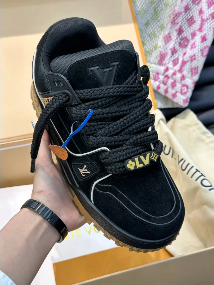 Louis Vuitton LV Trainer Maxi Sneaker BLACK. Size 10.0