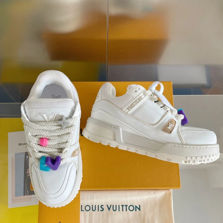 LOUIS VUITTON LV TRAINER MAXI SNEAKERS IN WHITE