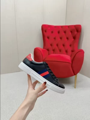MEN'S GUCCI ACE SNEAKER WITH WEB - GC207