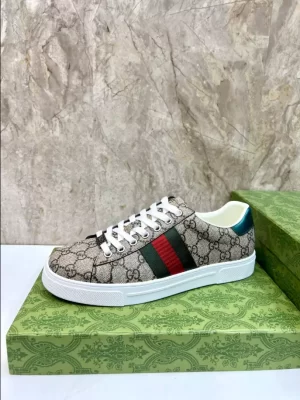 MEN'S GUCCI ACE SNEAKER WITH WEB - GC209